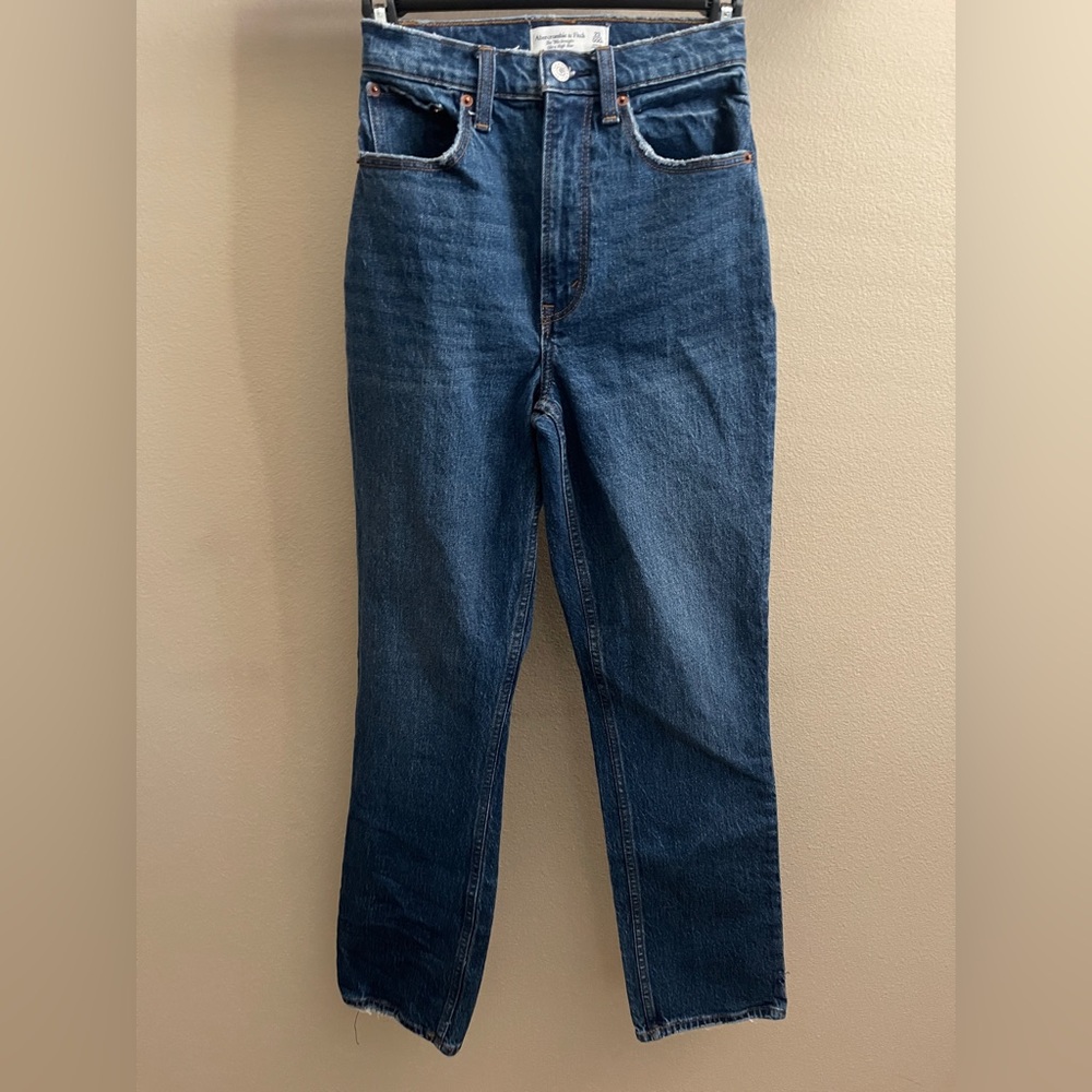 Curve Love Ultra High Rise 90s Straight Jean- EUC